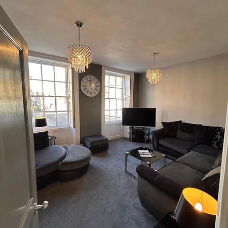 No1 Townhouse - Luxury Spacious 2 Bedroom Townhouse, Central Location Stamford Esterno foto