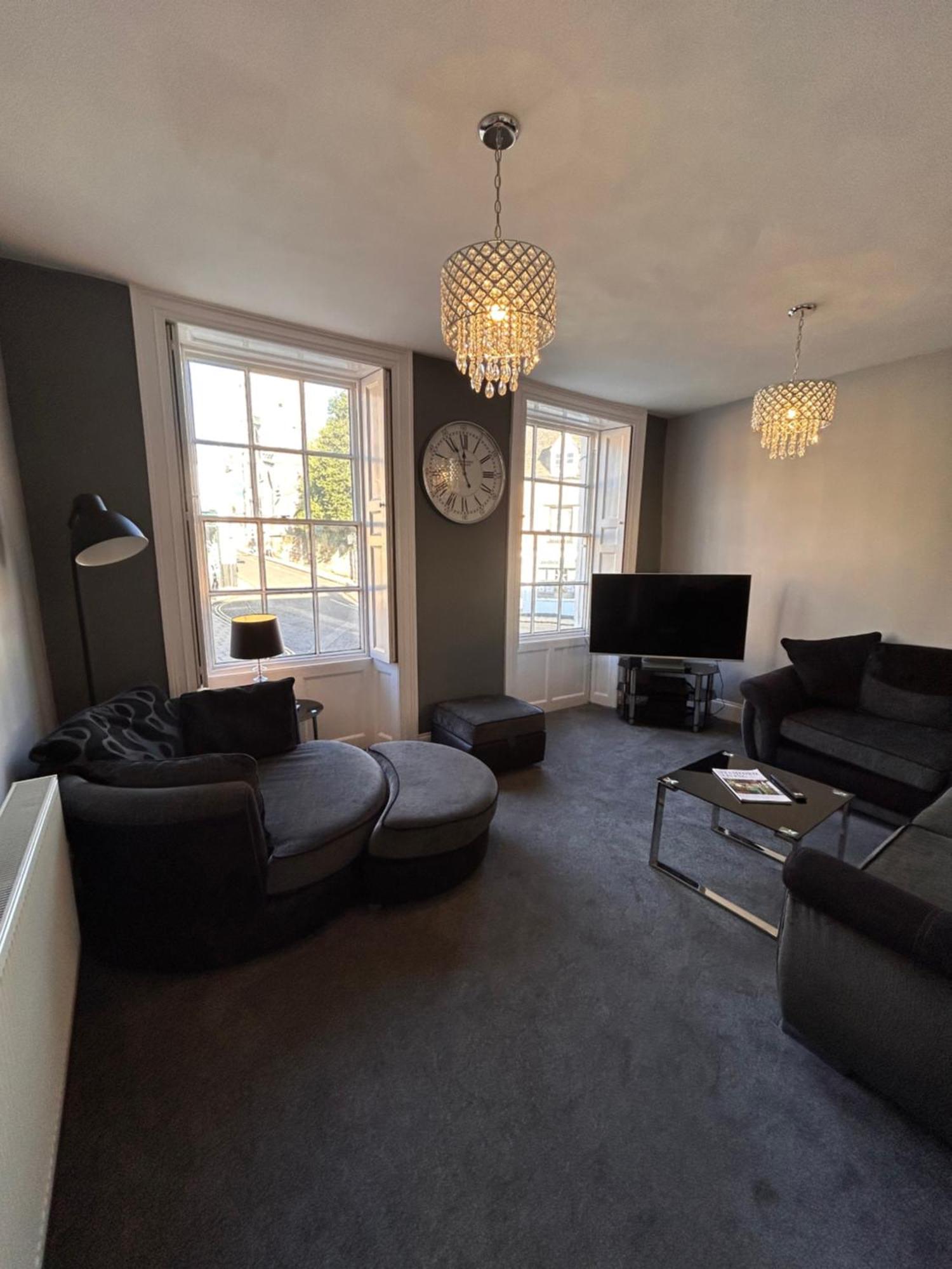 No1 Townhouse - Luxury Spacious 2 Bedroom Townhouse, Central Location Stamford Esterno foto