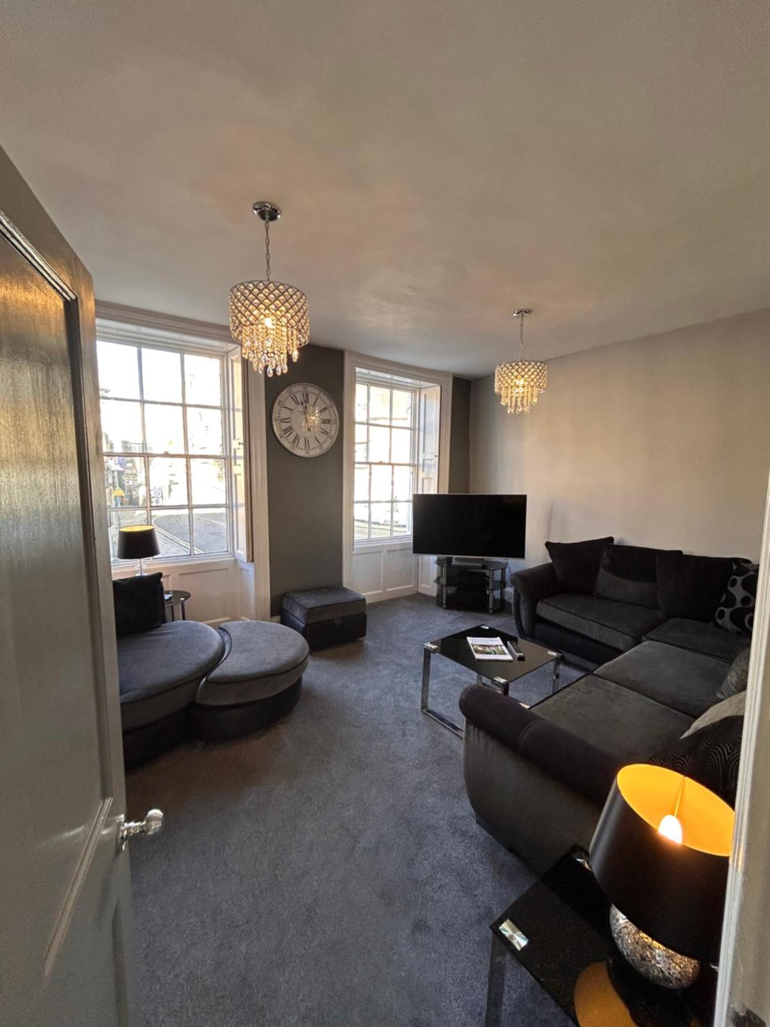 No1 Townhouse - Luxury Spacious 2 Bedroom Townhouse, Central Location Stamford Esterno foto